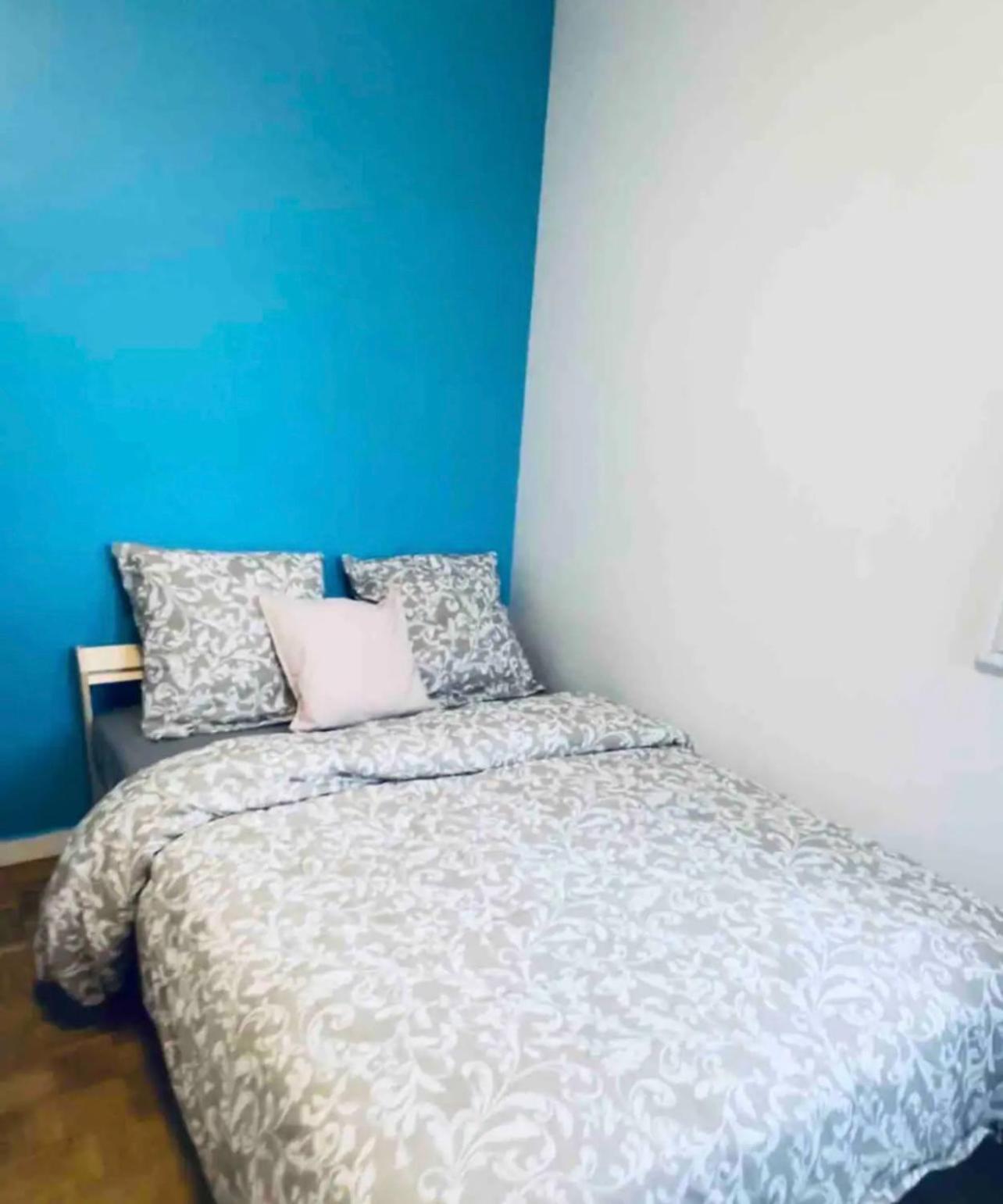 Modern 2 Bedroom Apartment Near Paris Metro, Giant Flat Screen Tv 85 Inches, Balcony, Free Parking 塞纳河畔伊夫里 外观 照片
